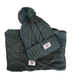 UGG Cable Knit Hat and Scarf Set in Forest Green